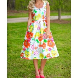 Midi dahlia floral dress